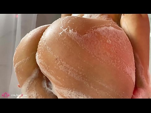 ❤️ Brunette شاور میں شدید orgasm کے لئے وائبریٹر کے ساتھ بلی میں مشت زنی کرتی ہے۔ ☑  پر ur.assistdoctor23.ru ﹏